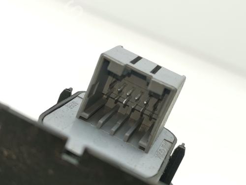 Left front window switch PEUGEOT BOXER Van 2.2 HDi 110 | BP31593120I27 