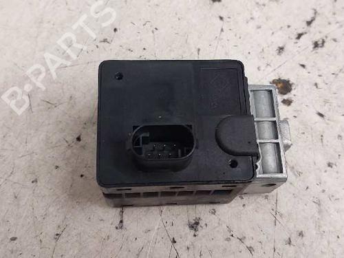 Module électronique RENAULT SCÉNIC III (JZ0/1_) [2008-2016]  28987986