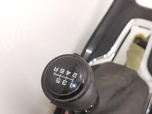 Gear lever HONDA HR-V (RU) 1.6 i-DTEC (RU8) | BP28998685M90