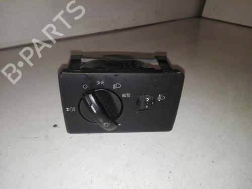 Used Headlight switch FORD FIESTA V (JH_, JD_) 1.6 TDCi (90 hp) 28981813