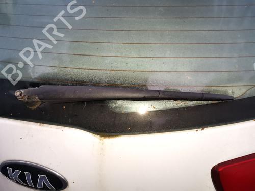 Used Rear windshield wiper arm Rear windshield wiper arm KIA SPORTAGE III (SL) 1.7 CRDi (116 hp) 40217841 40217841