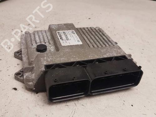 Used Engine control unit (ECU) SUZUKI SWIFT III (MZ, EZ) [2005-2025]  28998433