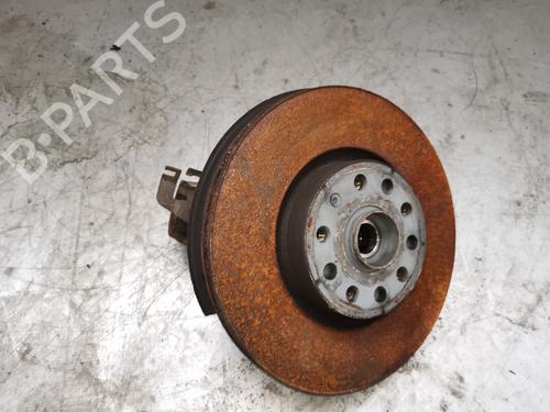 Used Left front steering knuckle AUDI Q3 (8UB, 8UG) [2011-2020]  28994191