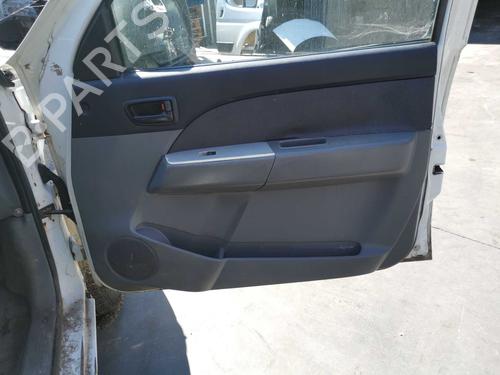 Used Front right panel Front right panel FORD RANGER (ET) 2.5 TDCi 4x4 (143 hp) 40217815 40217815