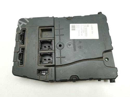 Used Electronic module RENAULT MEGANE II (BM0/1_, CM0/1_) [2001-2012]  29072054