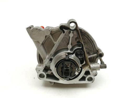 Used Vacuum pump OPEL ZAFIRA / ZAFIRA FAMILY B (A05) [2005-2019]  29941823