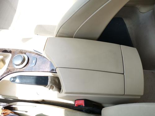 Used Armrest / Center console Armrest / Center console BMW 5 (E60) 530 i (258 hp) 36212962 36212962