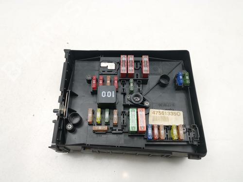 Sikringsdåse VW GOLF VI (5K1) [2008-2014]  31631025
