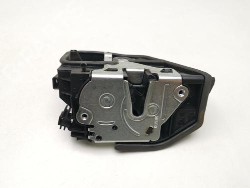 front-right-lock-bmw-3-gran-turismo-f34-2012-39437369 main image
