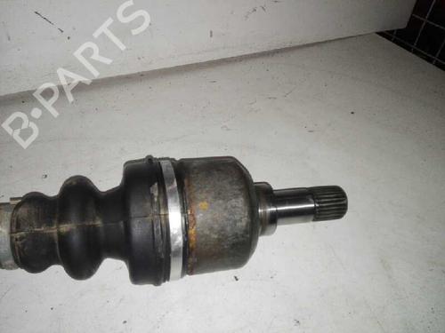 Left front driveshaft PEUGEOT 307 Break (3E) 1.6 HDi 110 | BP28985930M38