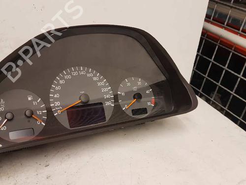 Used Instrument cluster MERCEDES-BENZ E-CLASS (W210) E 320 CDI (210.026) (197 hp) 28992080