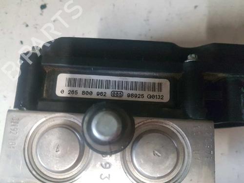 ABS pump FIAT GRANDE PUNTO (199_) 1.3 D Multijet | BP28998108M43