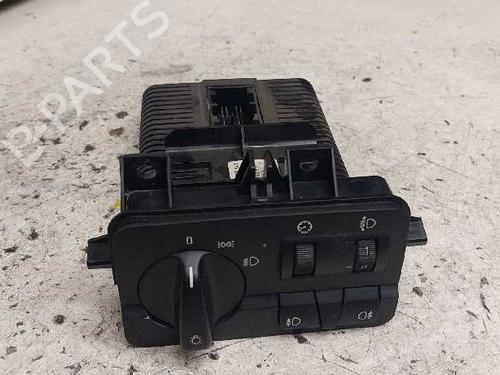 Used Headlight switch BMW 3 (E46) 323 i (170 hp) 28981900