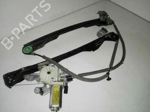 Lève-vitre avant droit FORD FOCUS I (DAW, DBW) 1.6 16V (100 hp) 28982434
