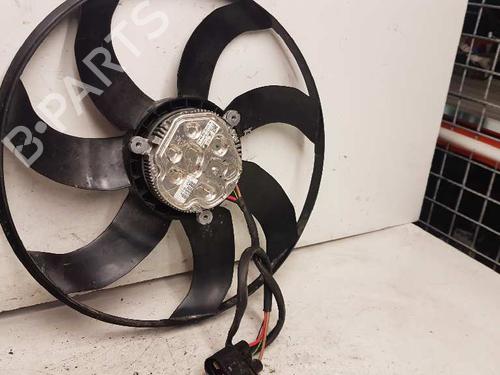 Used Radiator fan AUDI A3 (8V1, 8VK) 2.0 TDI (150 hp) 28993422