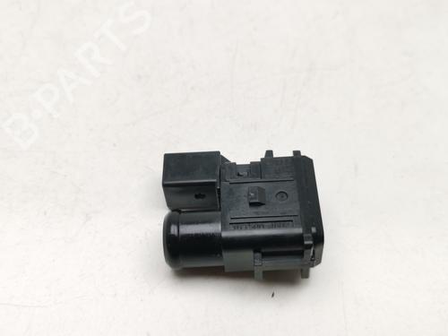 Used Electronic sensor Electronic sensor TOYOTA YARIS (_P13_) 1.5 Hybrid (NHP130_) (101 hp) 39445663 39445663
