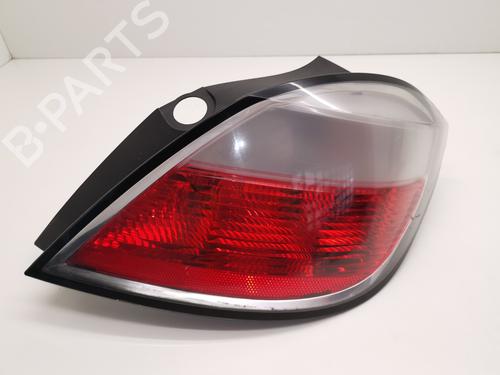 Used Right taillight OPEL ASTRA H (A04) [2004-2014]  28983362