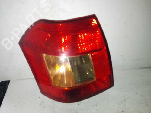 Used Left taillight TOYOTA COROLLA (_E12_) 2.0 D-4D (CDE120R, CDE120L_) (116 hp) 28997233