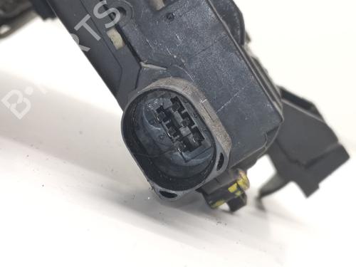 Rear left lock SEAT LEON (1M1)  | BP28980100C100 