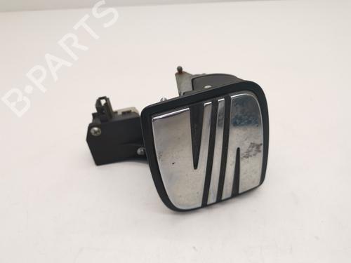 Used Tailgate handle SEAT IBIZA III (6L1) [2002-2009]  28979000