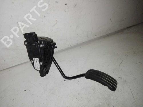 Pedal RENAULT TRAFIC II Bus (JL) 2.0 dCi 115 (JL00, JL01, JL0H, JL0M, JL0U) (114 hp) 28983060