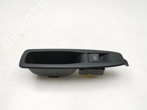 Comutador vidro trás direito RENAULT CAPTUR I (J5_, H5_) [2013-2026]  31686297