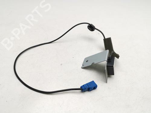 Used Antenna/Base SUZUKI JIMNY Closed Off-Road Vehicle (A6G) [2018-2025]  30391463
