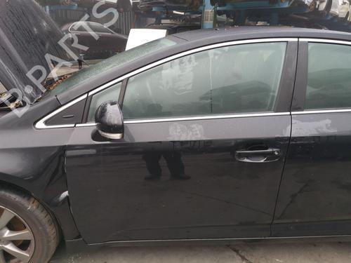 Used Left front door TOYOTA AVENSIS Saloon (_T27_) 2.0 D-4D (ADT270_, ADT270R) (124 hp) 31586901