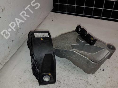 Used Engine mount DACIA SANDERO II [2012-2025]  28986090
