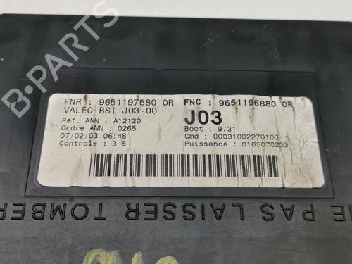 Fuse box PEUGEOT 307 Break (3E) 2.0 HDI 110 | BP37584665E1 - Image 3