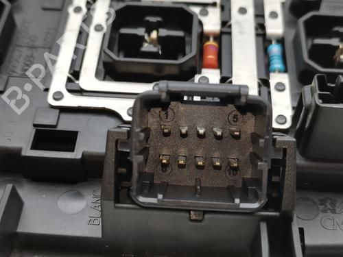 Interior roof light PEUGEOT 508 I (8D_) 2.0 BlueHDi 150 | BP28980915I8 