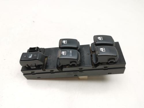 Used Left front window switch HYUNDAI TUCSON (JM) 2.0 CRDi (113 hp) 28983575