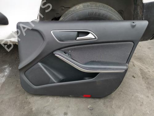 Høyre frontpanel Høyre frontpanel MERCEDES-BENZ A-CLASS (W176) A 200 CDI / d (176.008) (136 hp) 34214927 34214927