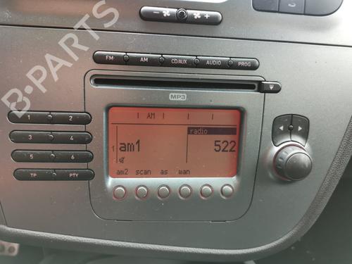 Radio SEAT LEON (1P1)  | BP28986328E6 