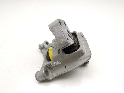 Used Engine mount Engine mount FORD PUMA (J2K, CF7) 1.0 EcoBoost mHEV (125 hp) 33798848 33798848