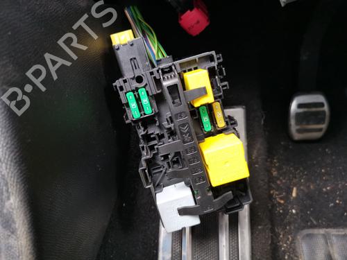 Used Fuse box Fuse box PEUGEOT 308 II (LB_, LP_, LW_, LH_, L3_) [2013-2021] 36276517 36276517
