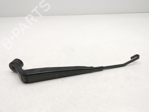 Used Front windshield wiper arm SUZUKI JIMNY Closed Off-Road Vehicle (A6G) [2018-2025]  29748833