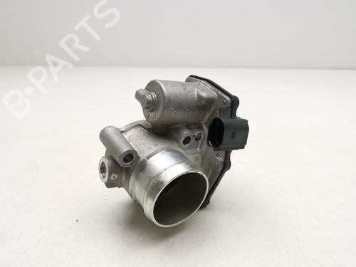 Used Throttle body FORD ECONOLINE Van [2001-2002]  31017132
