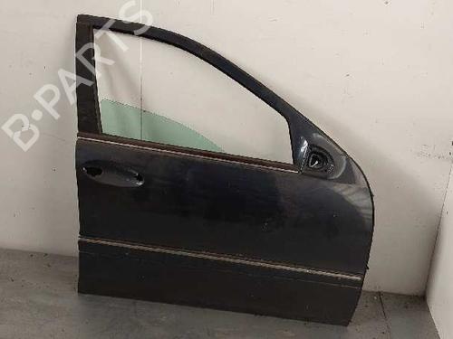 Used Right front door MERCEDES-BENZ C-CLASS (W203) C 220 CDI (203.008) (150 hp) 28993459