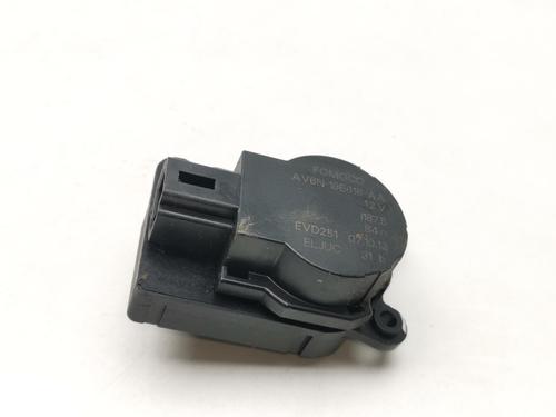 Used Fuel door actuator FORD C-MAX II (DXA/CB7, DXA/CEU) [2010-2019]  32865960