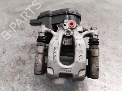 Used Right rear brake caliper Right rear brake caliper PEUGEOT 208 II (UB_, UP_, UW_, UJ_) 1.2 PureTech 100 (101 hp) 39443843 39443843