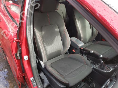 Used Right front seat Right front seat FORD PUMA (J2K, CF7) 1.0 EcoBoost (125 hp) 40216986 40216986
