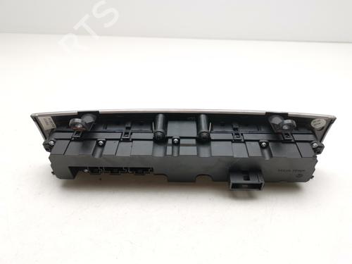 Switch MERCEDES-BENZ C-CLASS (W203)  | BP28978828I30