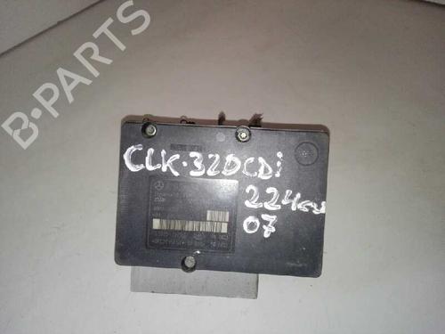 Used ABS pump MERCEDES-BENZ CLK (C209) [2002-2010]  28995898