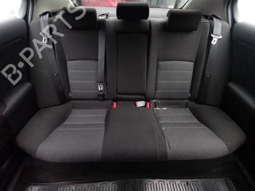 Used Rear seat TOYOTA AVENSIS Saloon (_T27_) 2.0 D-4D (ADT270_, ADT270R) (124 hp) 31586897