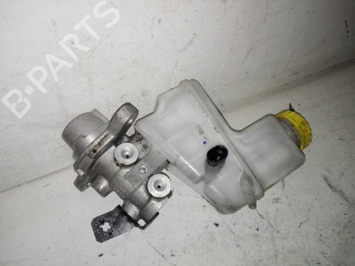 Used Brake master cylinder FIAT BRAVO II (198_) 1.6 D Multijet (198AXH1B) (105 hp) 28982038