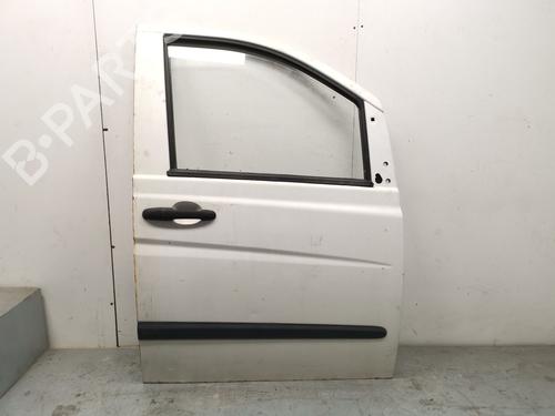 Used Right front door MERCEDES-BENZ VITO Bus (W639) 111 CDI (639.701, 639.703, 639.705) (109 hp) 30172705