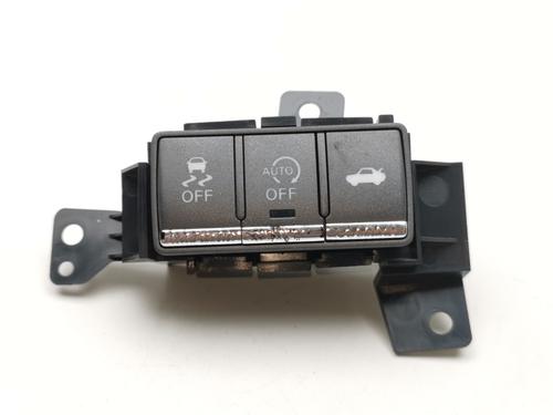 Used Switch INFINITI Q50 [2013-2025]  28979358