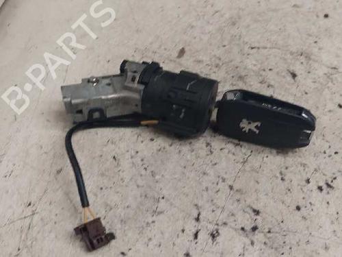 Used Electronic module PEUGEOT 308 II (LB_, LP_, LW_, LH_, L3_) [2013-2021]  28979871