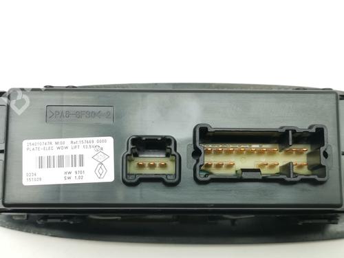 Left front window switch RENAULT KADJAR (HA_, HL_) 1.5 dCi 110 (HLA3) | BP28987977I27 